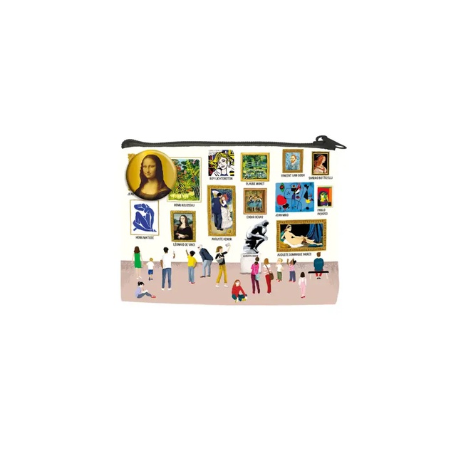 PURSE AT THE MUSEUM